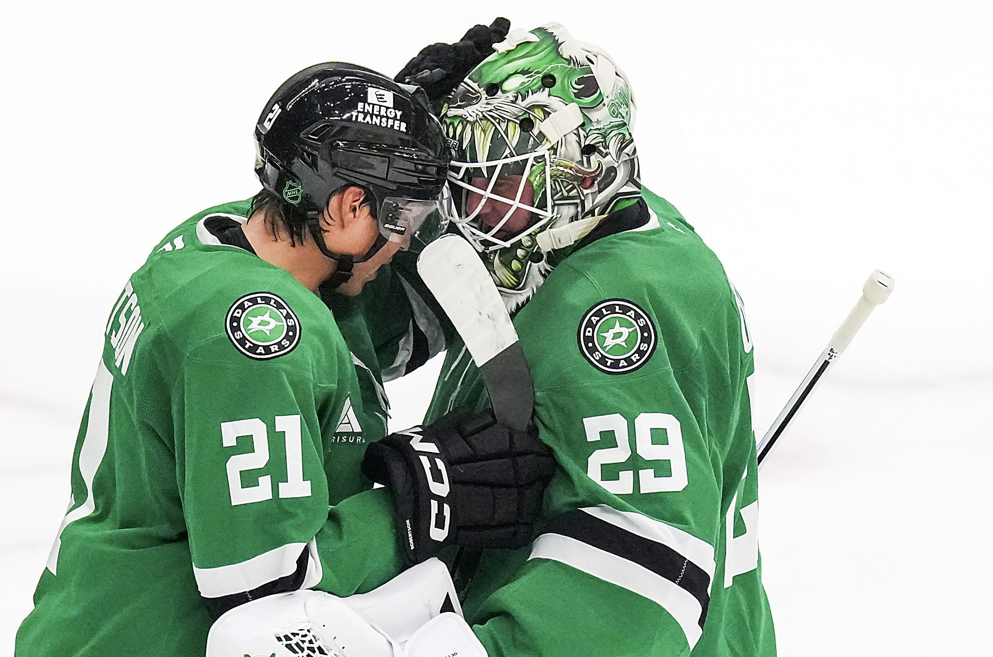 3 things to know about Stars-Devils: Dallas rides a five-game winning streak