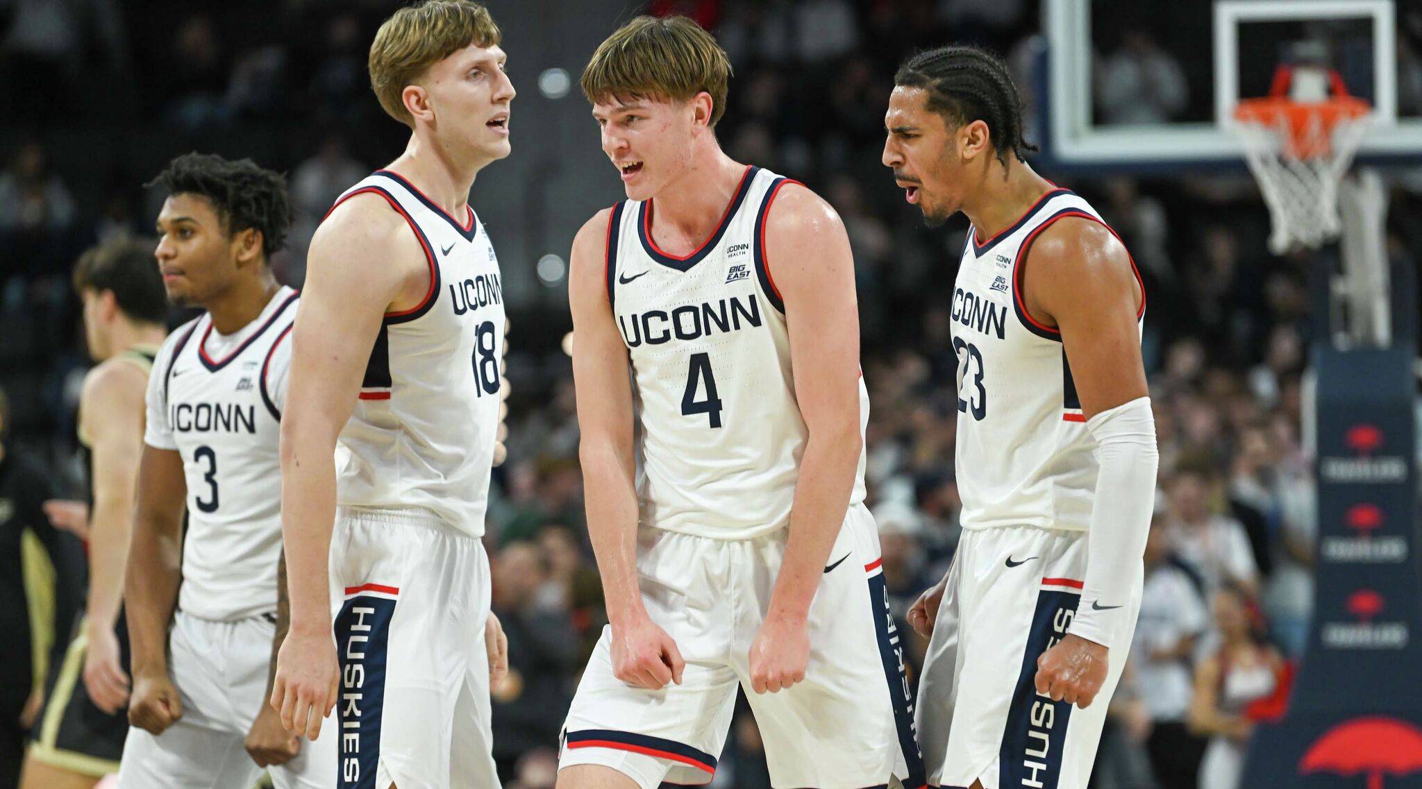 Where Dan Hurley thinks UConn men's basketball team could be better than recent title squads