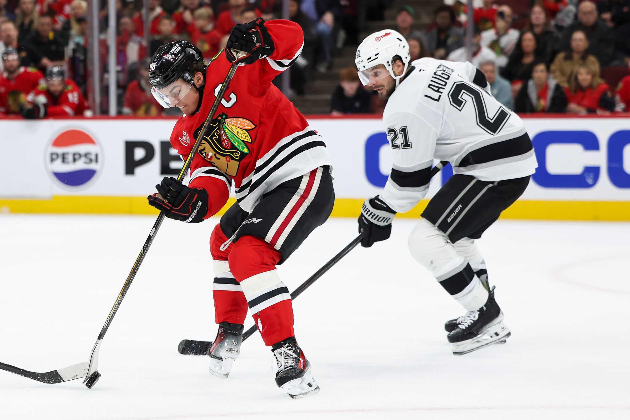 Wyatt Kaiser scores as the Chicago Blackhawks stop a 3-game slide, topping the Los Angeles Kings 2-1 By JAY COHEN , AP Sports Writer Oct 27, 2026