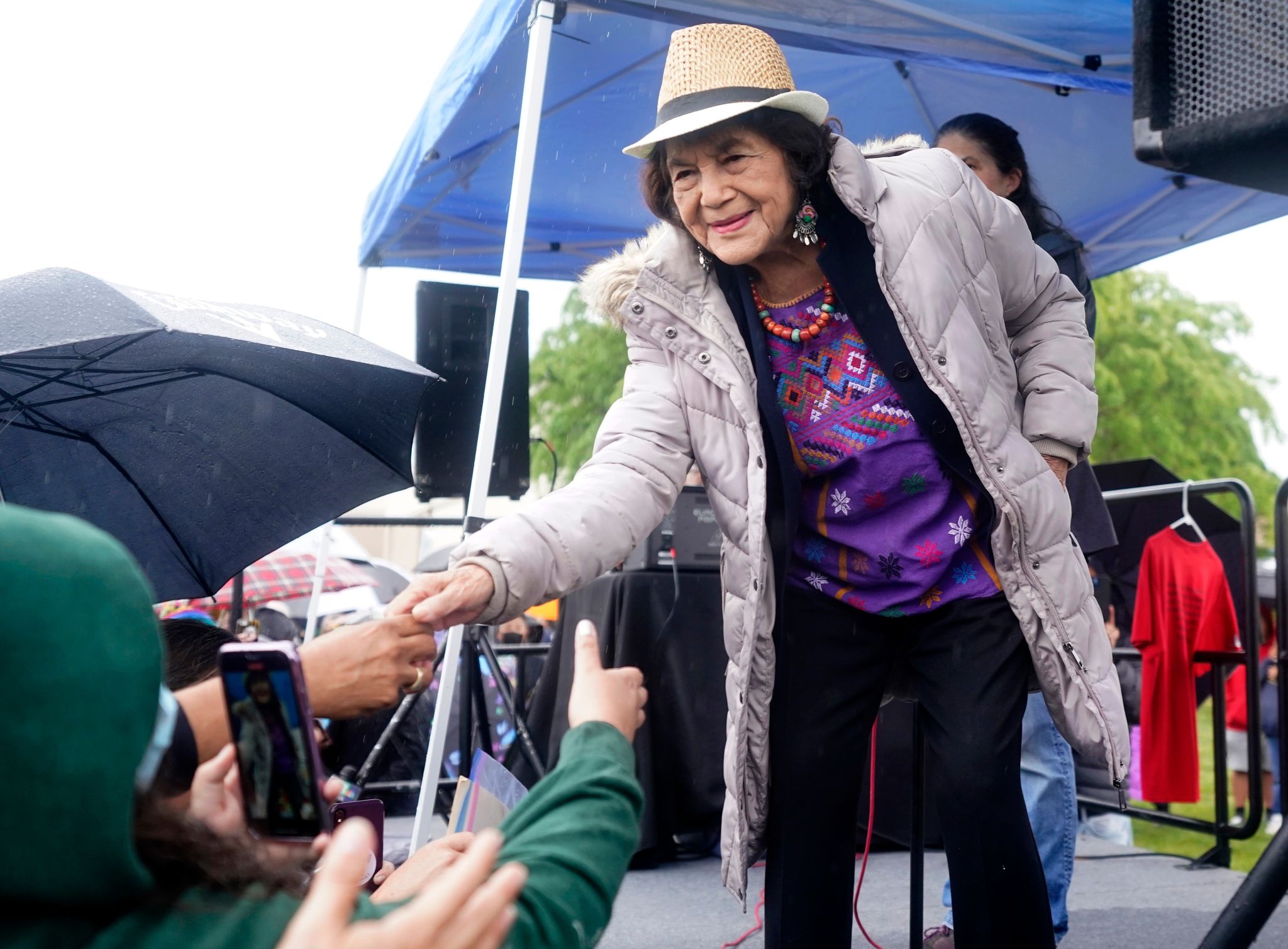 Dolores Huerta was feverishly campaigning until the very end — including lobbying the pope