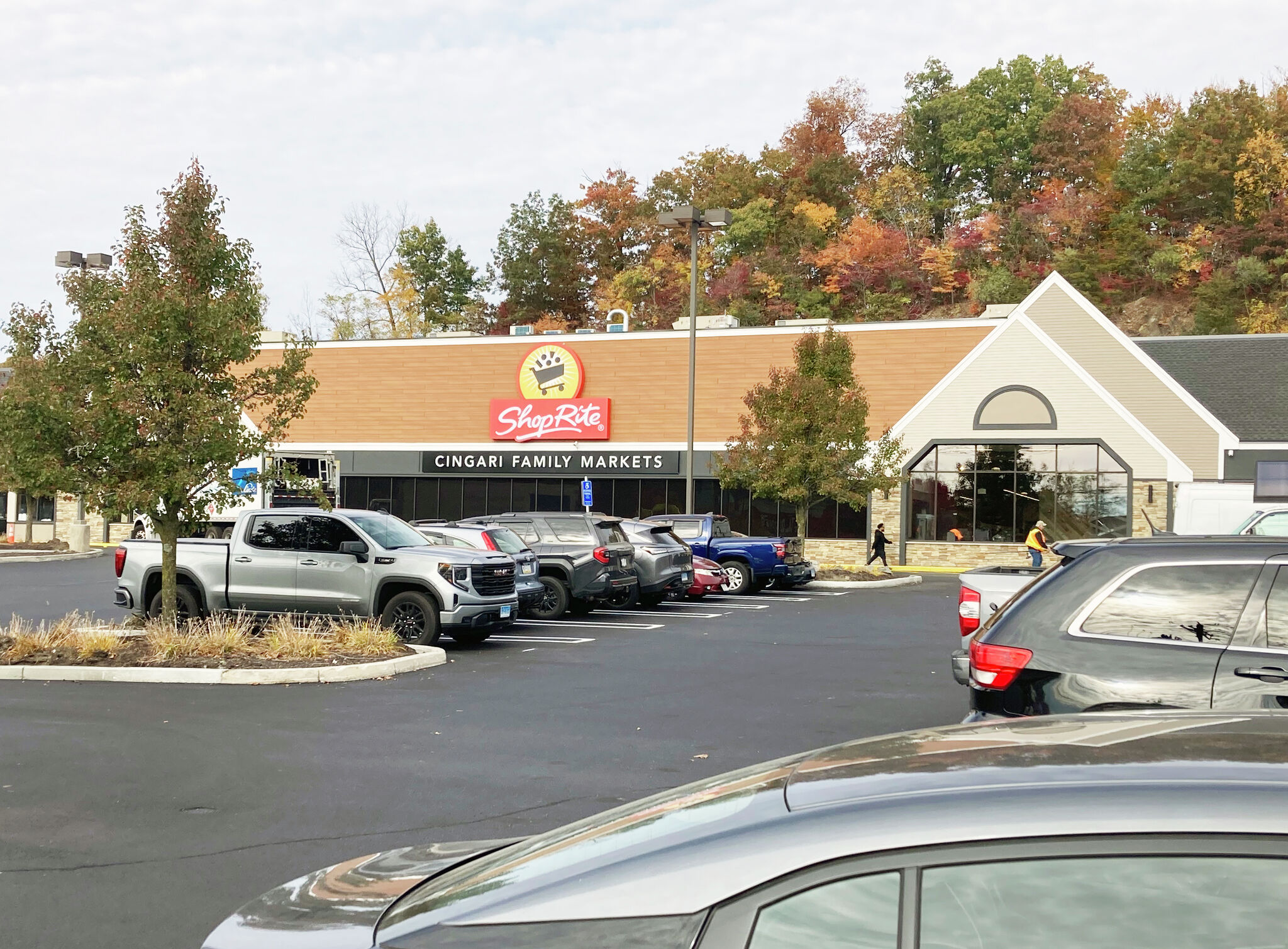 ShopRite starts the countdown clock for opening of new $20M supermarket in CT