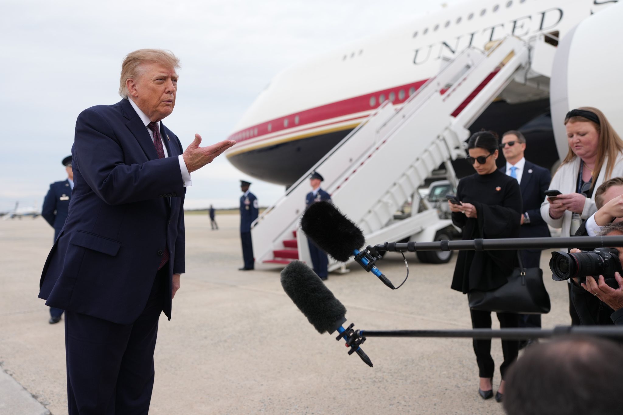 US warns allies to prepare for possible Iran strikes, retaliation after elections, AP sources say By AAMER MADHANI and SAMY MAGDY , Associated Press Oct 28, 2026