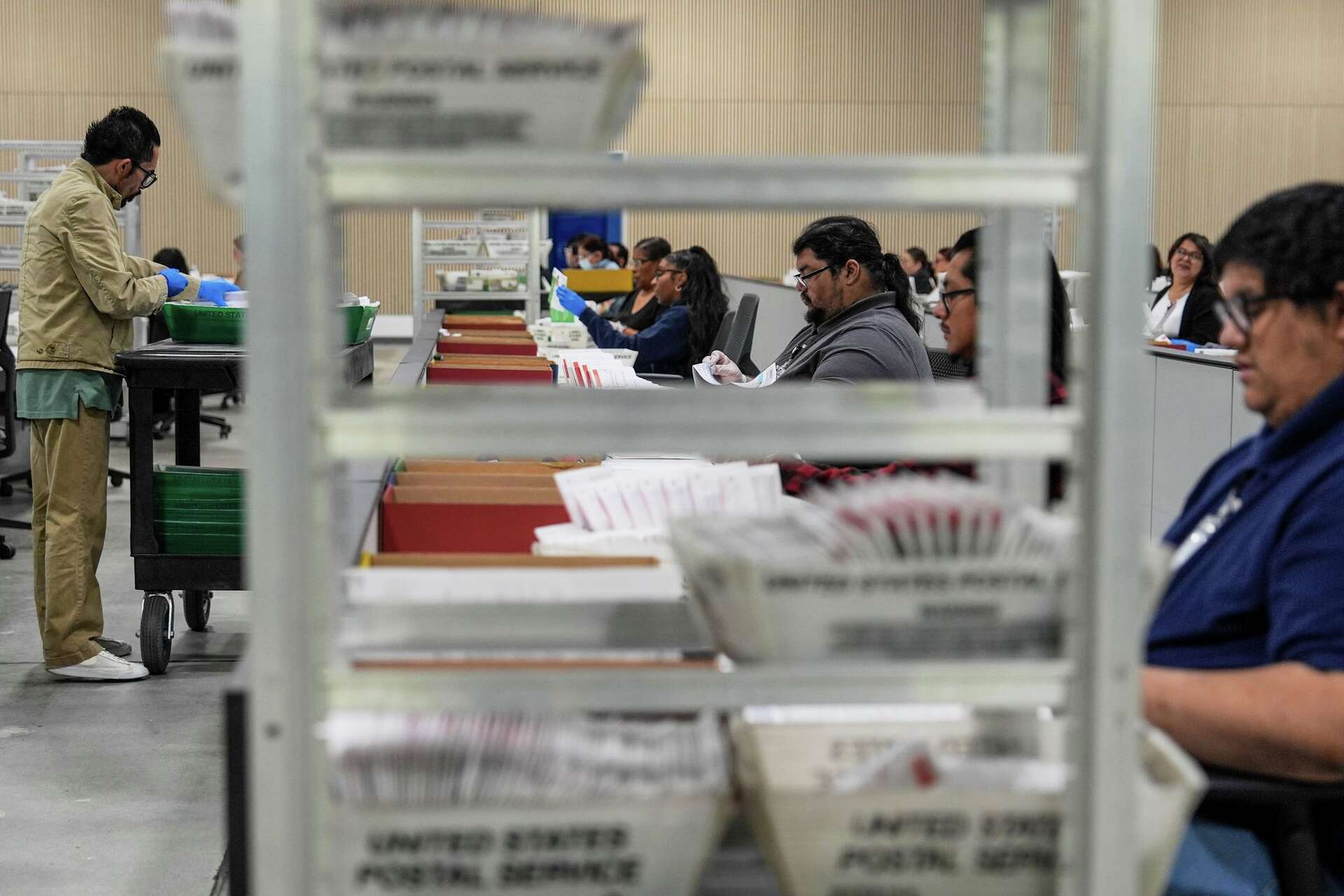 FACT FOCUS: Misinformation about voting spreads less than a week before ...