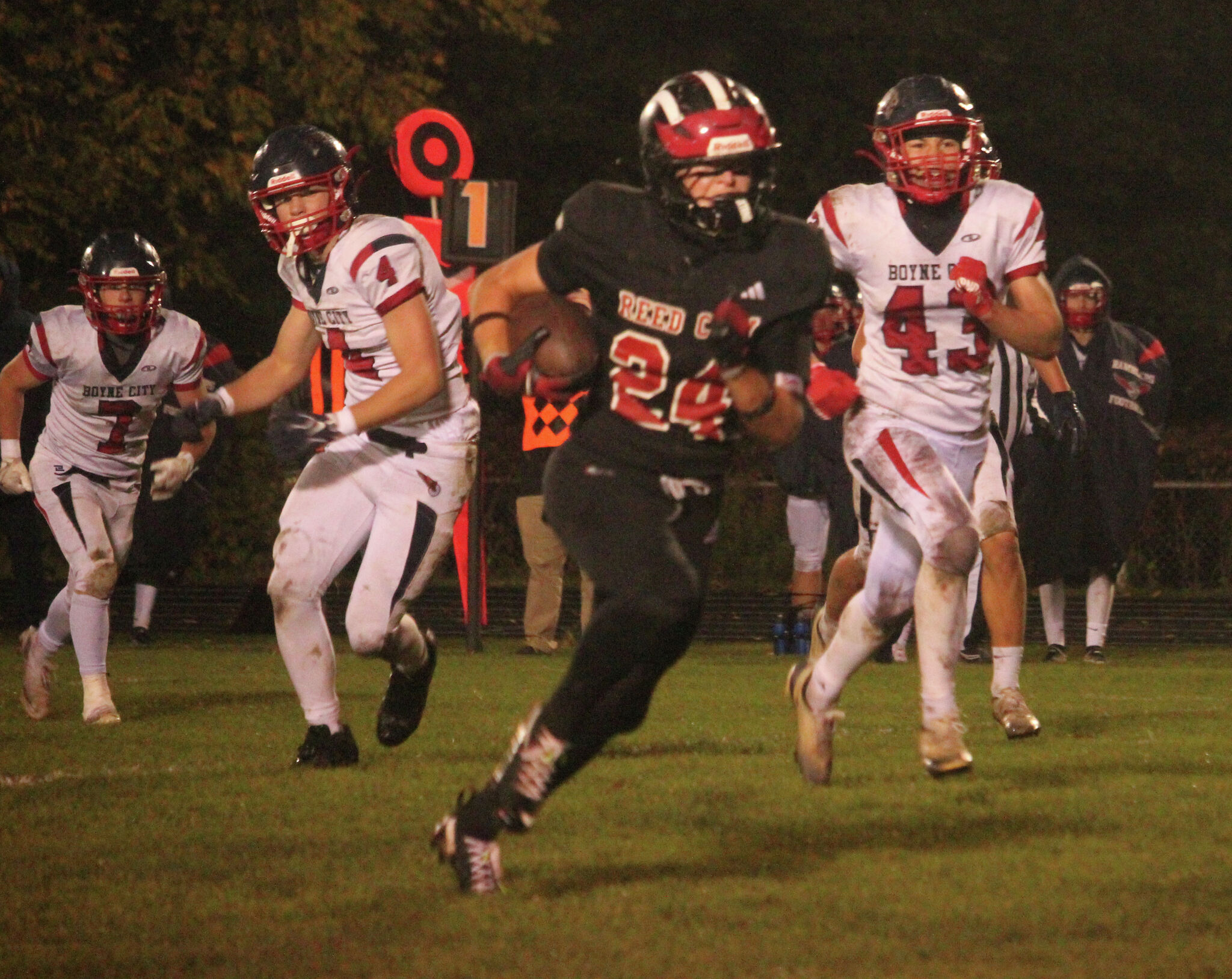 Can Reed City win another football district title?