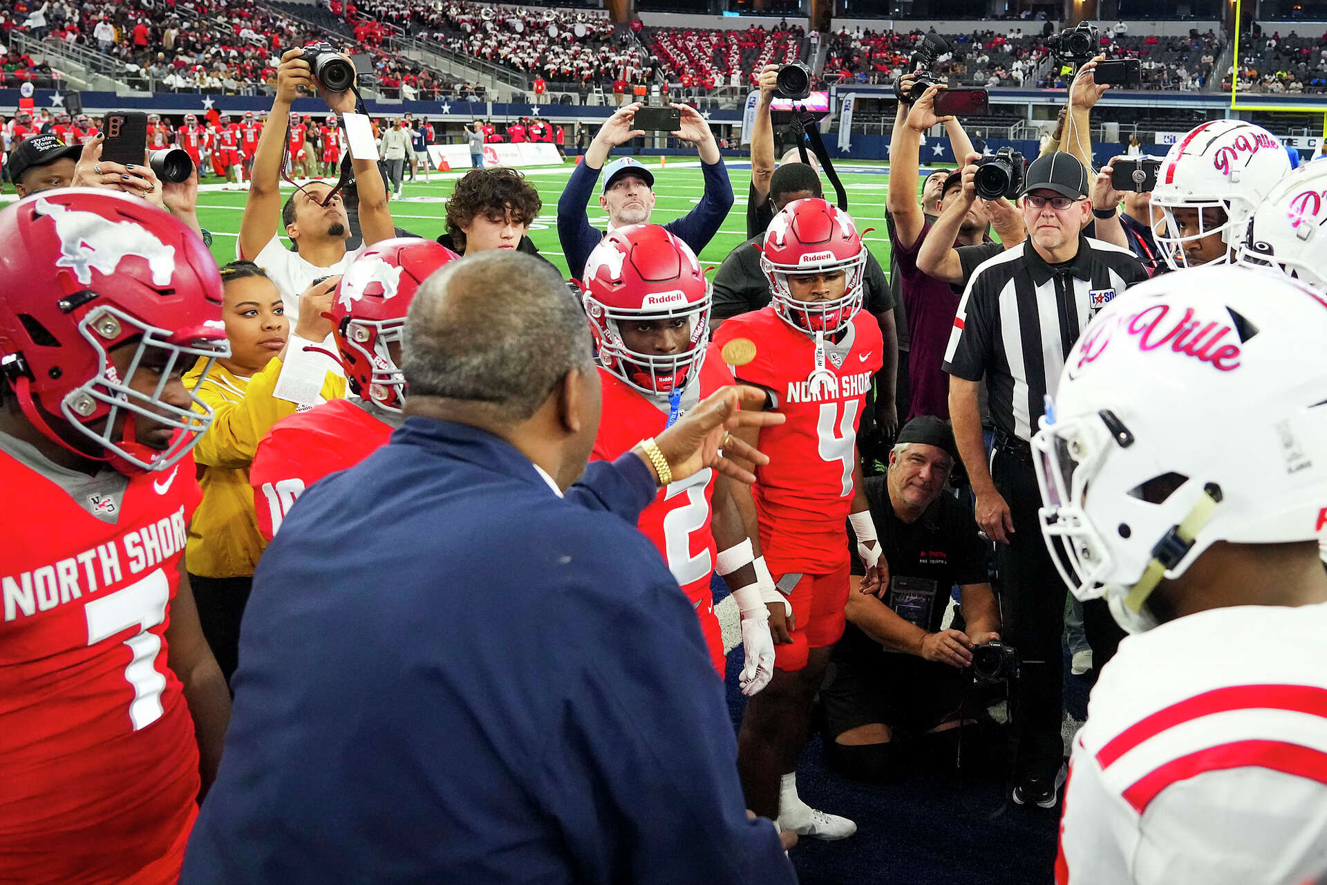 UIL finds new home for all 12 Texas high school football title games