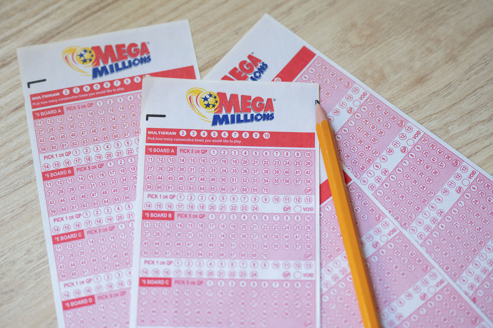 Powerball and Mega Millions jackpots reach combined $1.2 billion for Halloween drawings