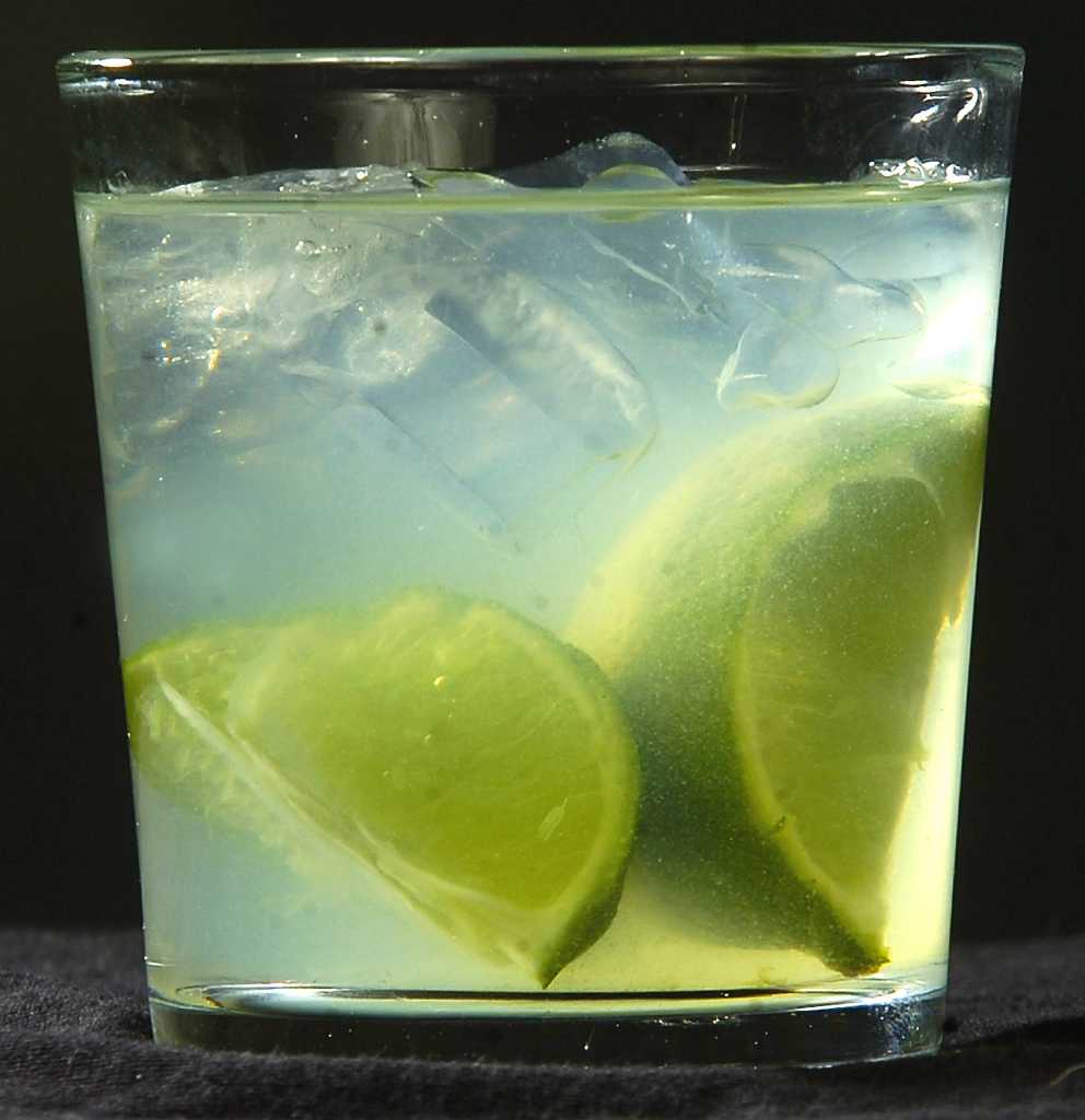 Mix up these cheap and easy drinks for New Year's Eve