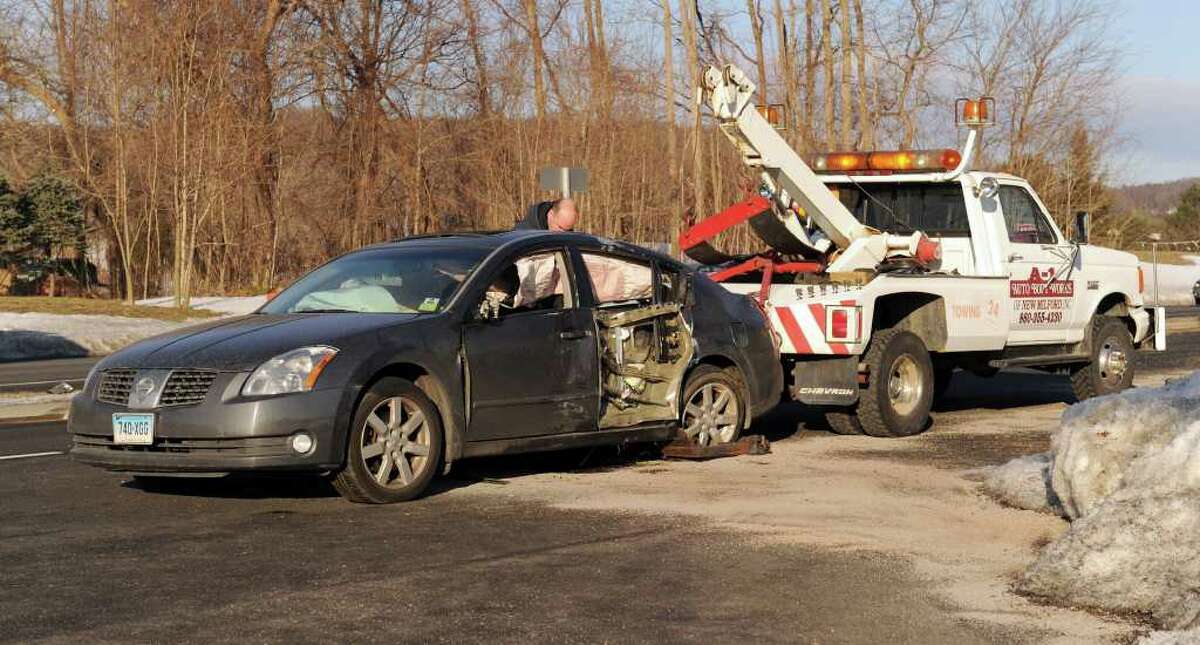 New Preston man injured in fourcar crash in New Milford