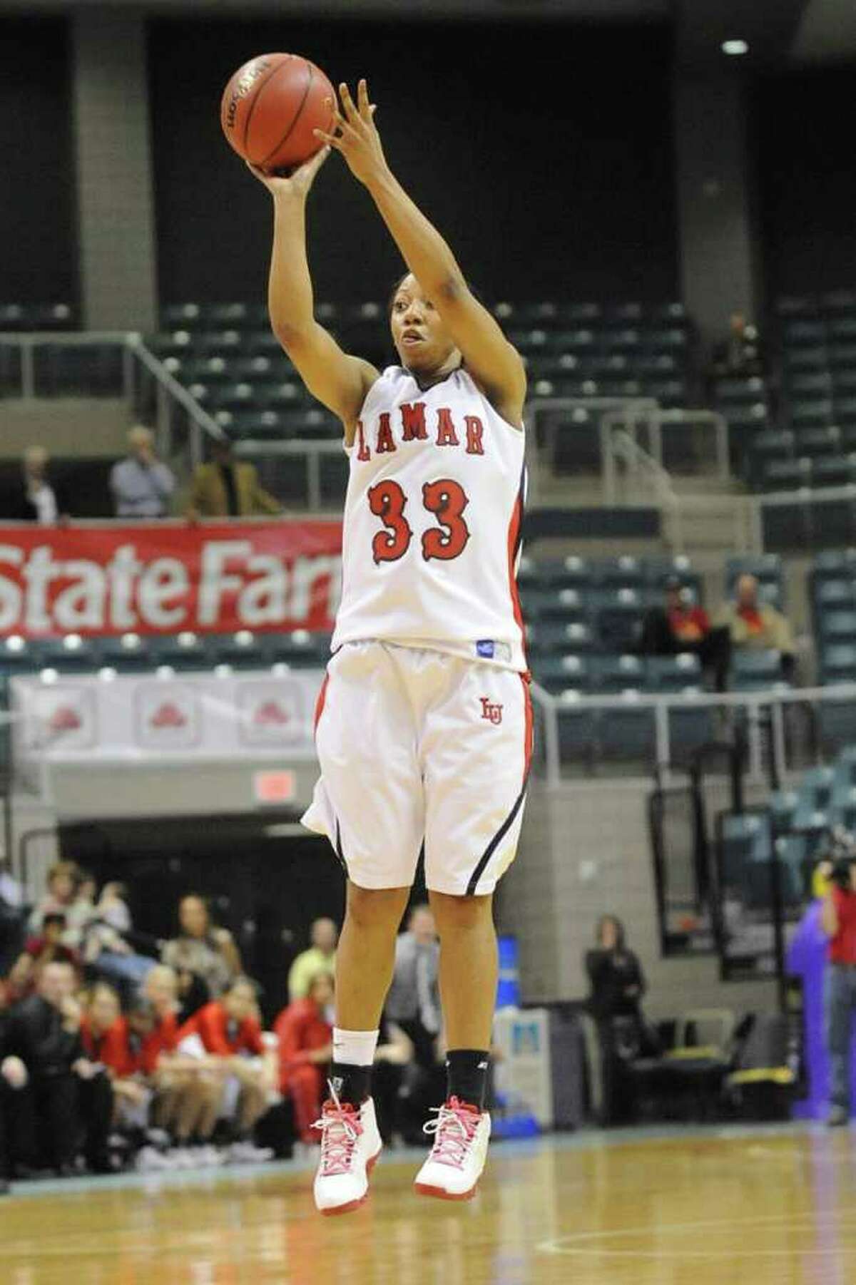 2010 In Review Lamar Womens Basketball