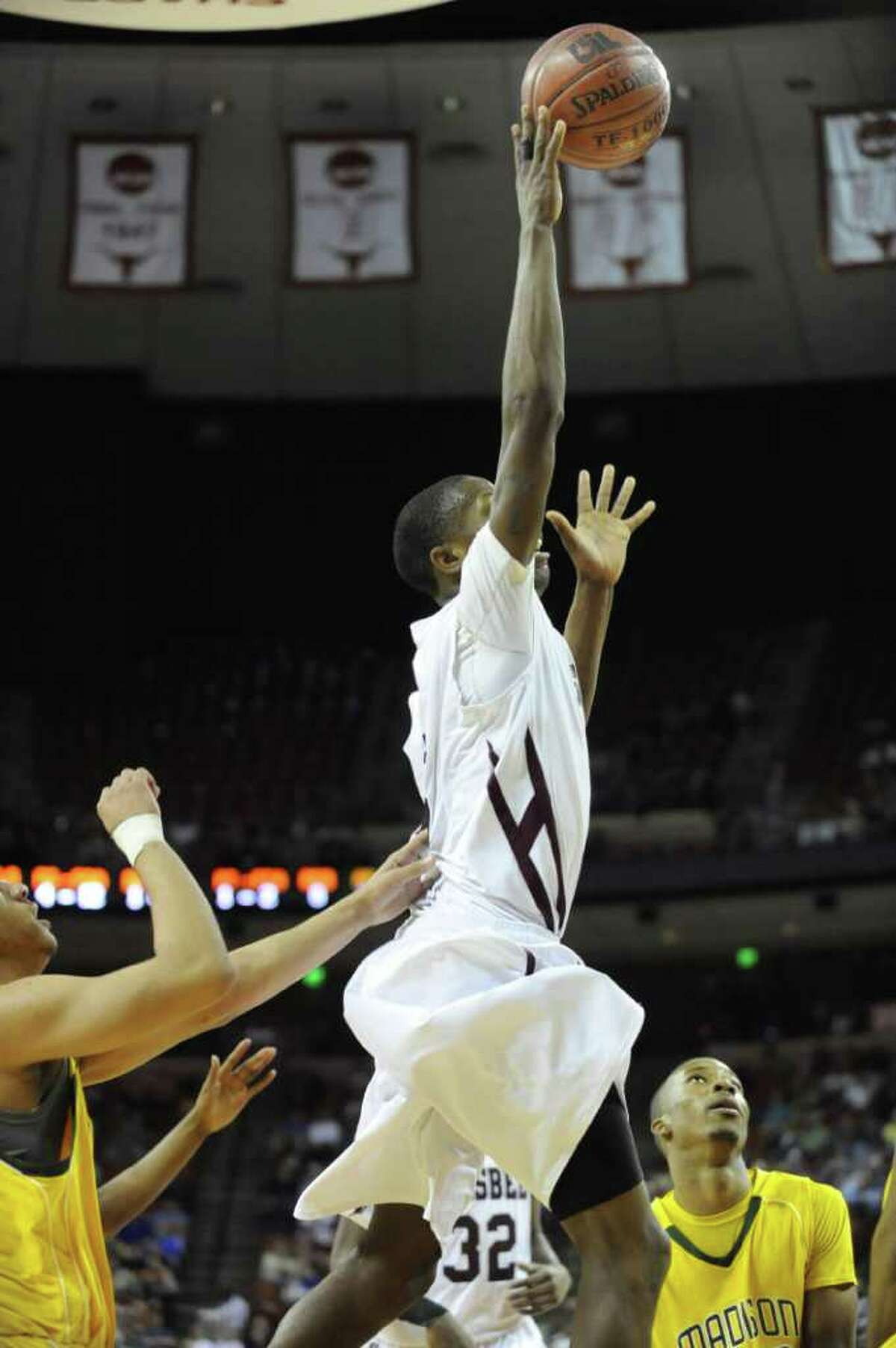 2010 IN REVIEW Silsbee basketball