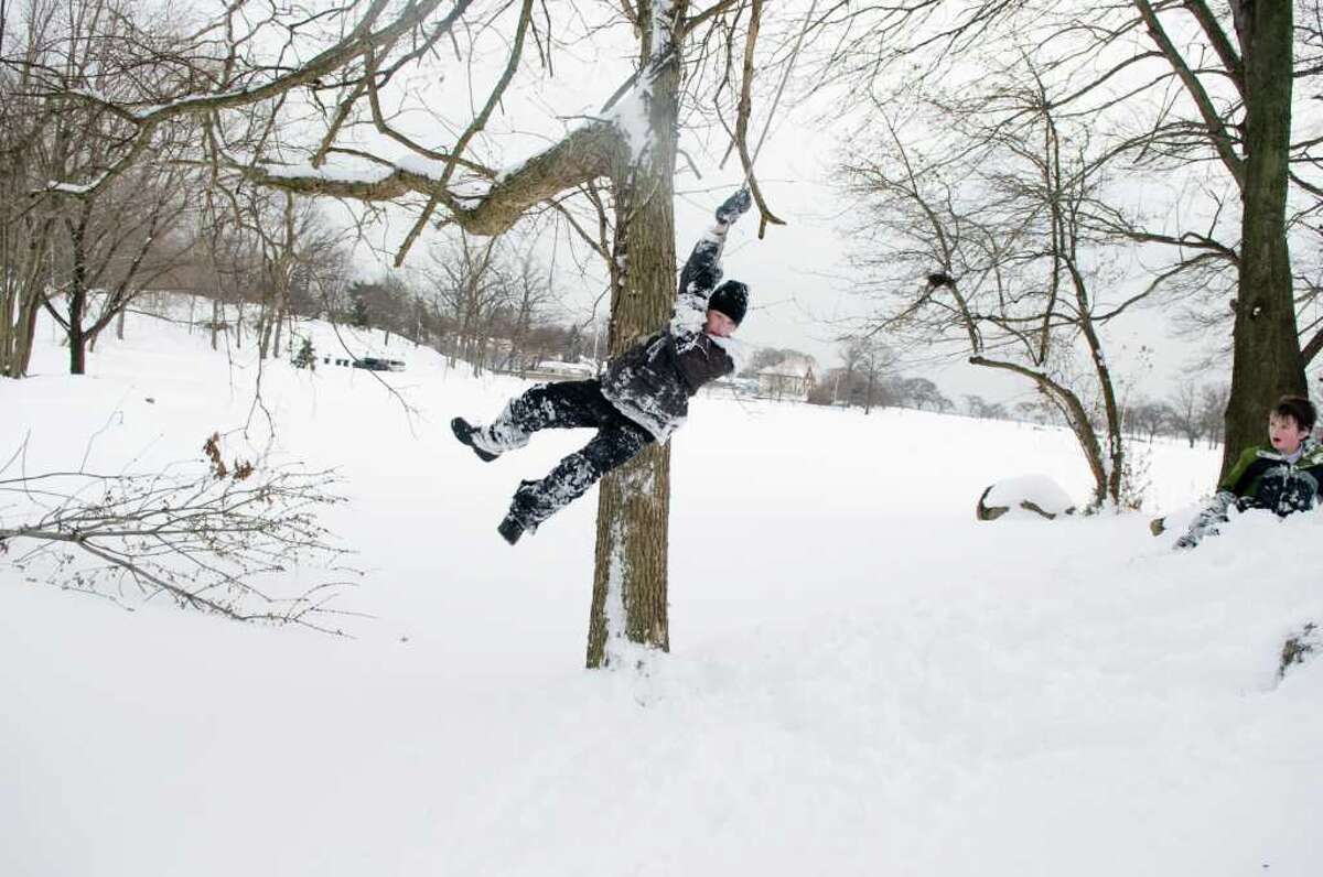 Snow day cities clean up as workers stay home