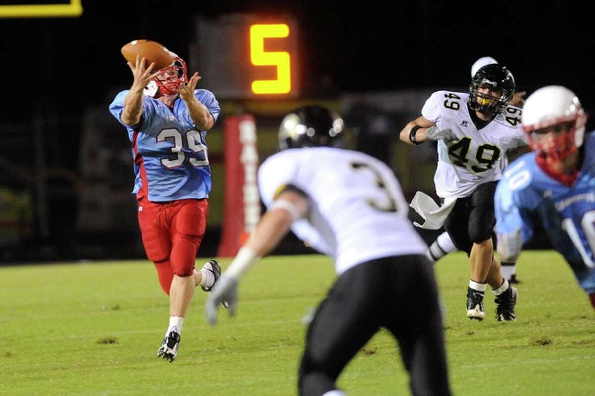 Lumberton Raiders Matchup Against The Vidor Pirates