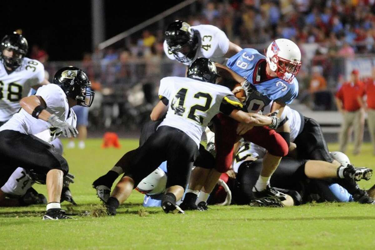 Lumberton Raiders Matchup Against The Vidor Pirates