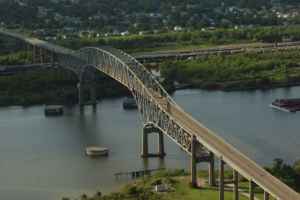 Texas travel guide: Can you identify these famous Texas bridges ...