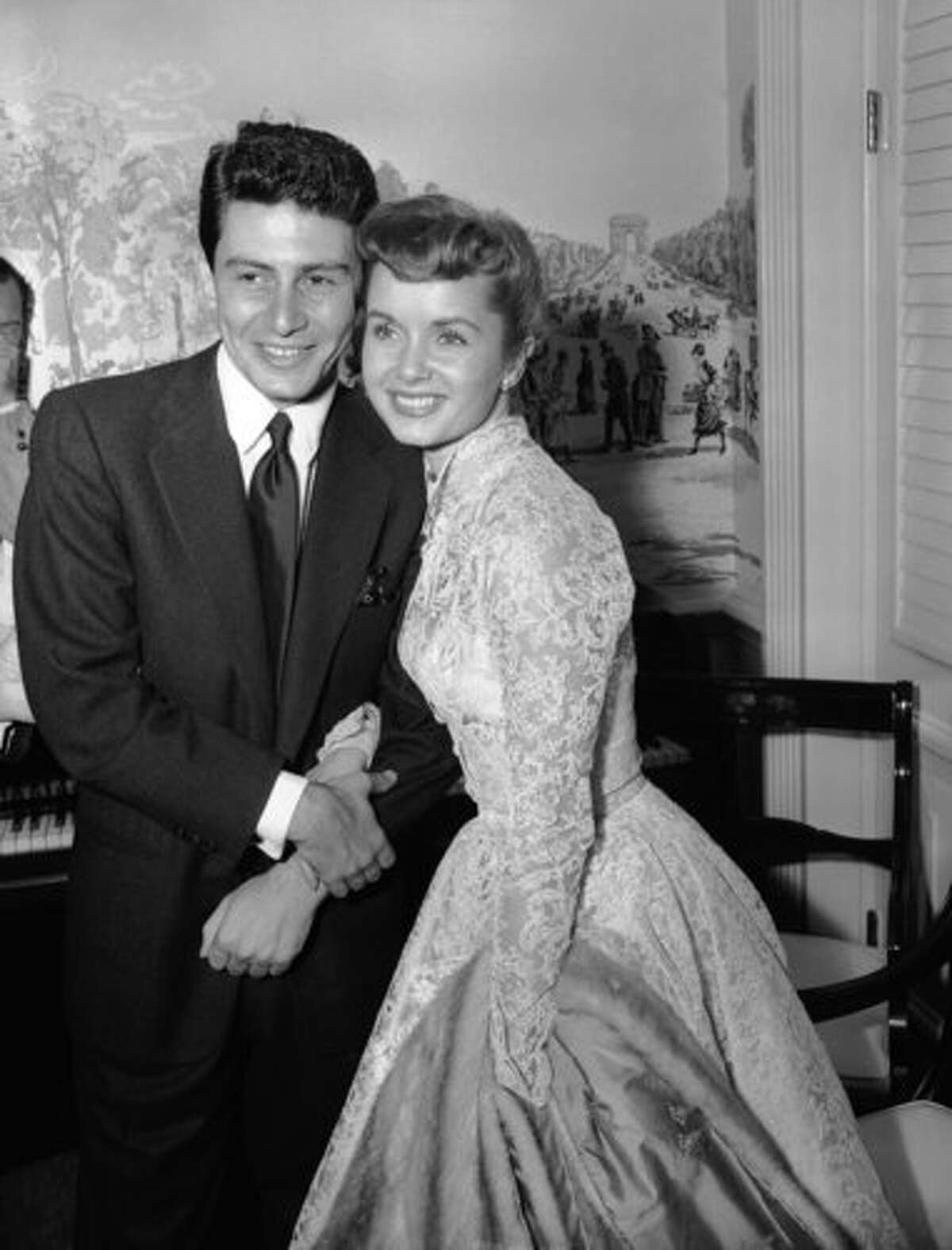 Debbie Reynolds Secret Love Affairs Exposed In Shocking 