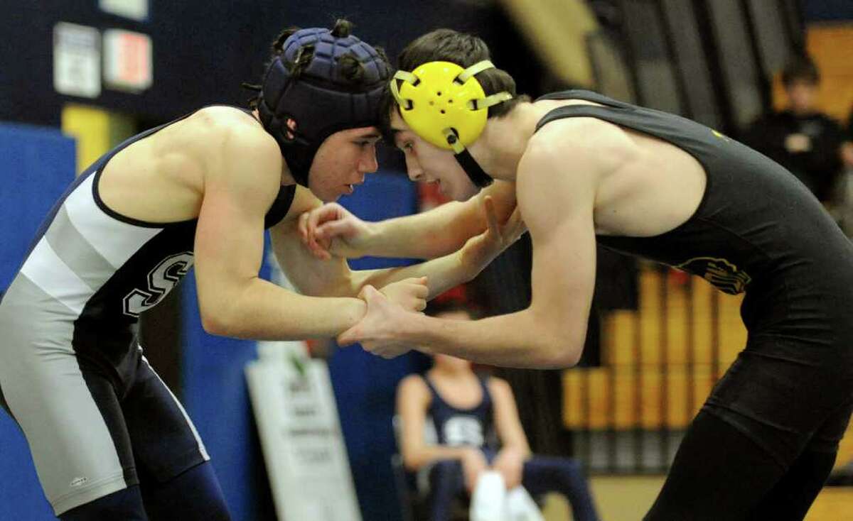 Winning streak ends for shorthanded Staples wrestlers