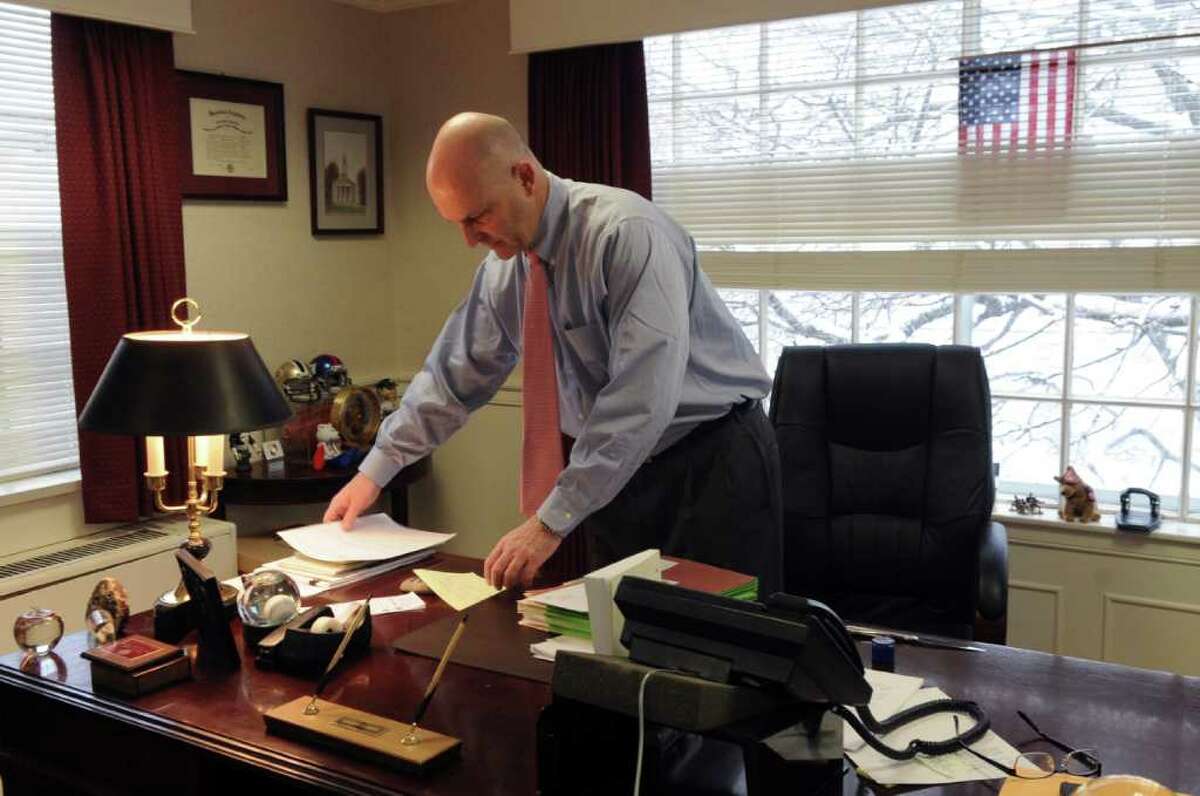 Greenwich home sellers got realistic in 2010