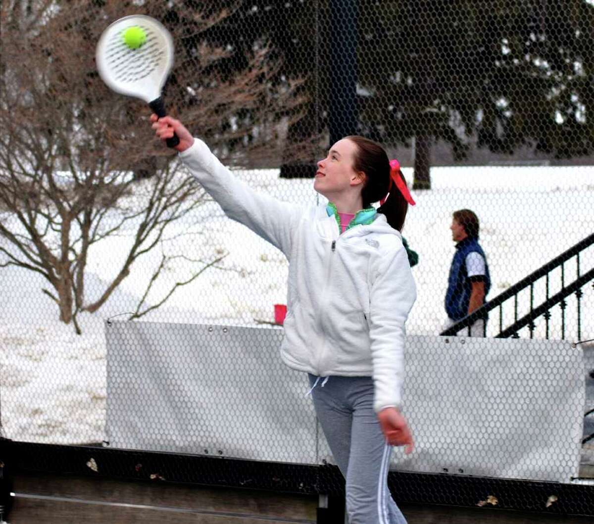 New Canaan paddle tournament brings friends to area