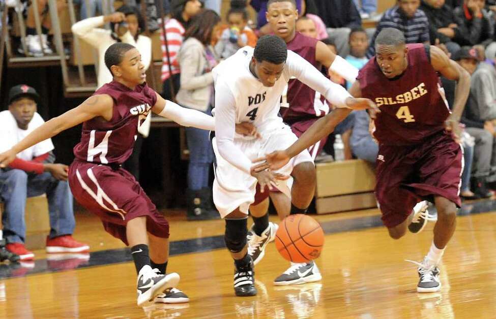 Silsbee Boys Win In Coach S Return From Heart Attack