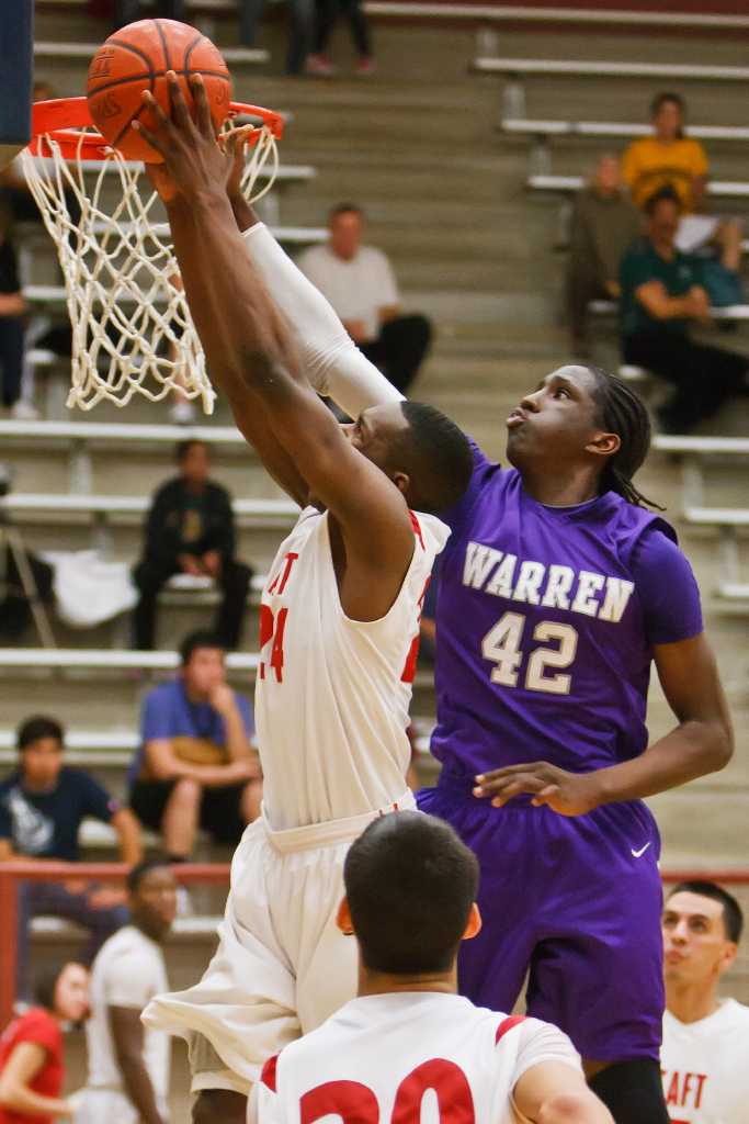 Taft 61, Warren 55
