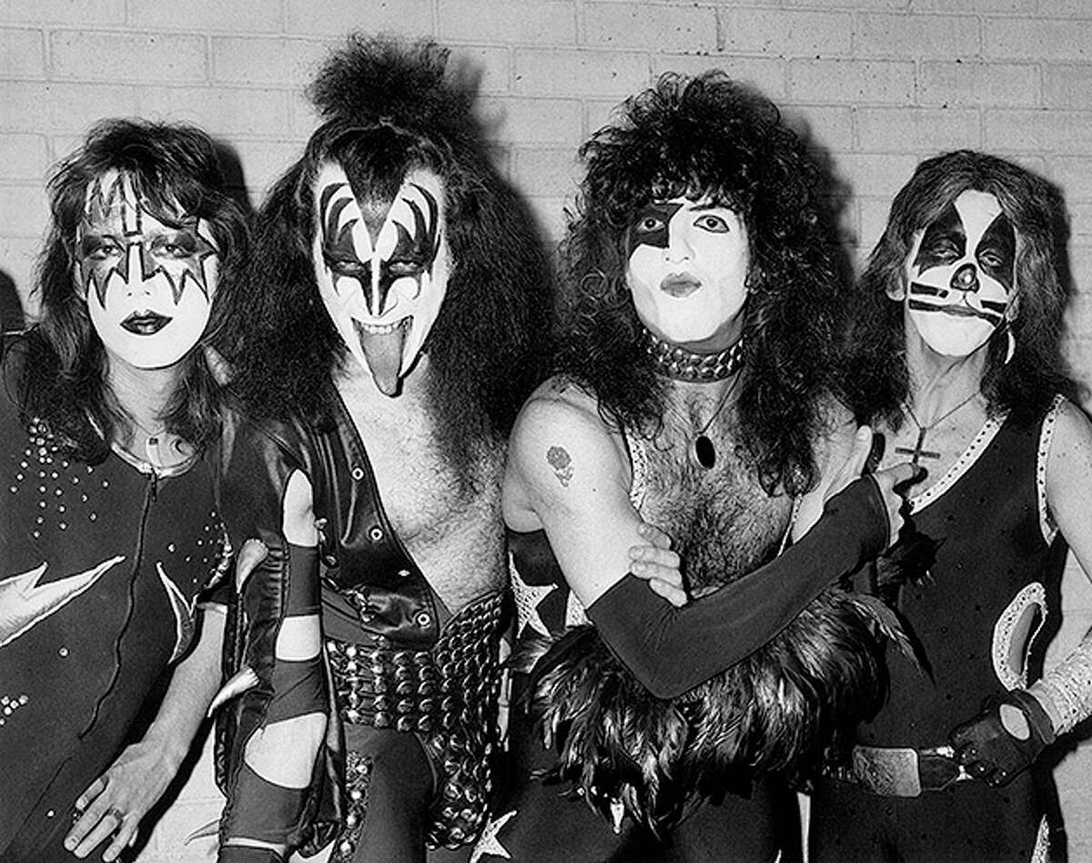 Who left Kiss first?