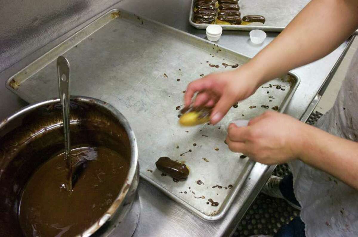 Riverside's DiMare bakery expands to downtown Stamford