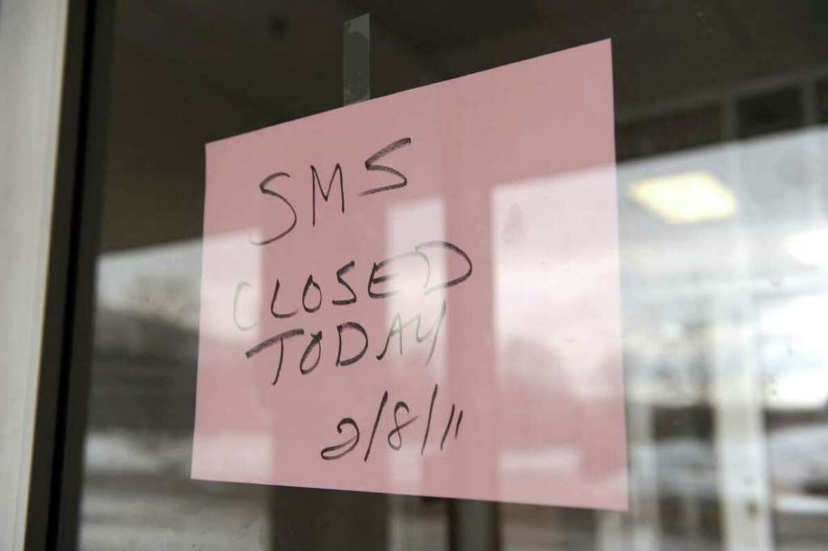 Schaghticoke Middle School in New Milford closes unexpectedly due to