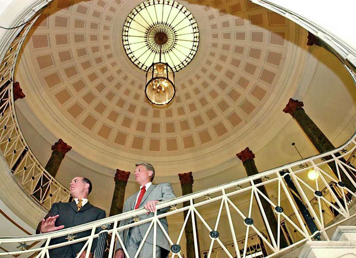 Stratton's move opens up mayoral prospects in Schenectady and Troy