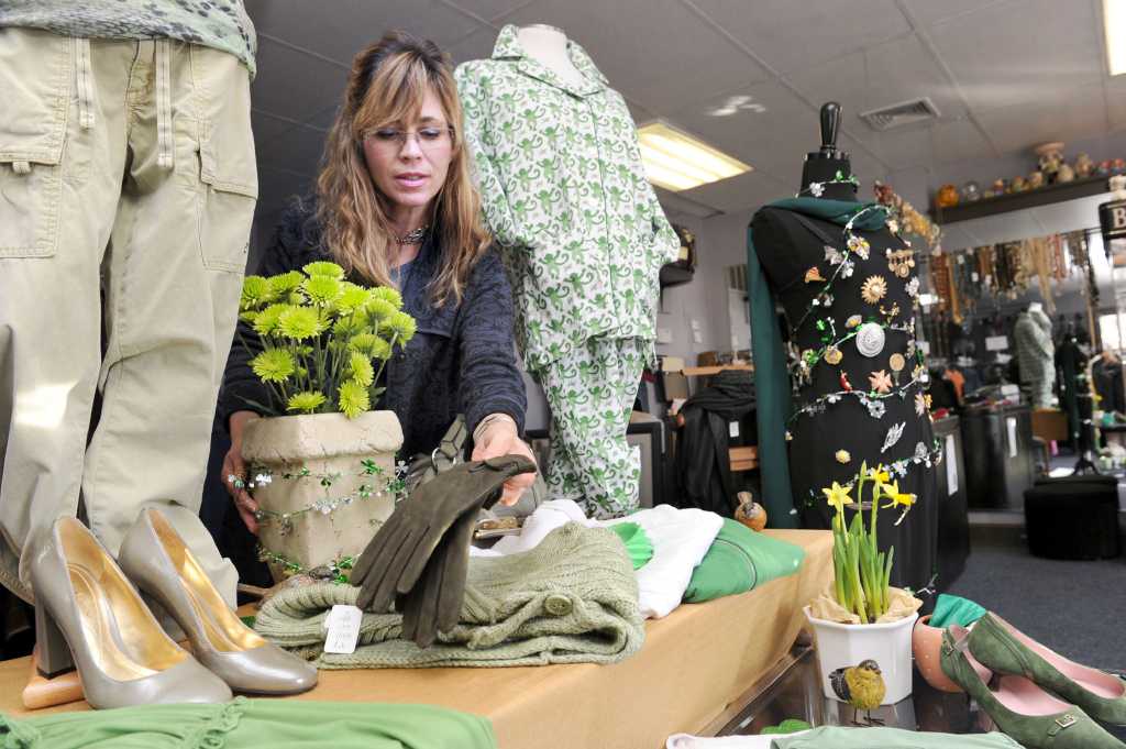 Bethel consignment store organizes March makeover event