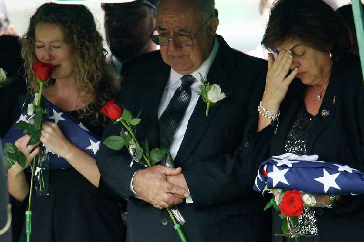 Suspected killer pleads to killing special agent