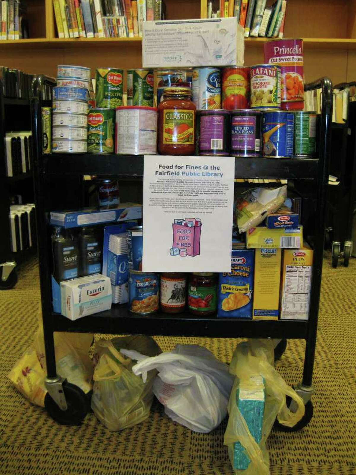 Food for Fines Winwin for Fairfield Library, food pantry