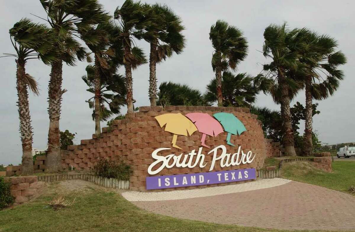 South Padre Island fills with people, fun