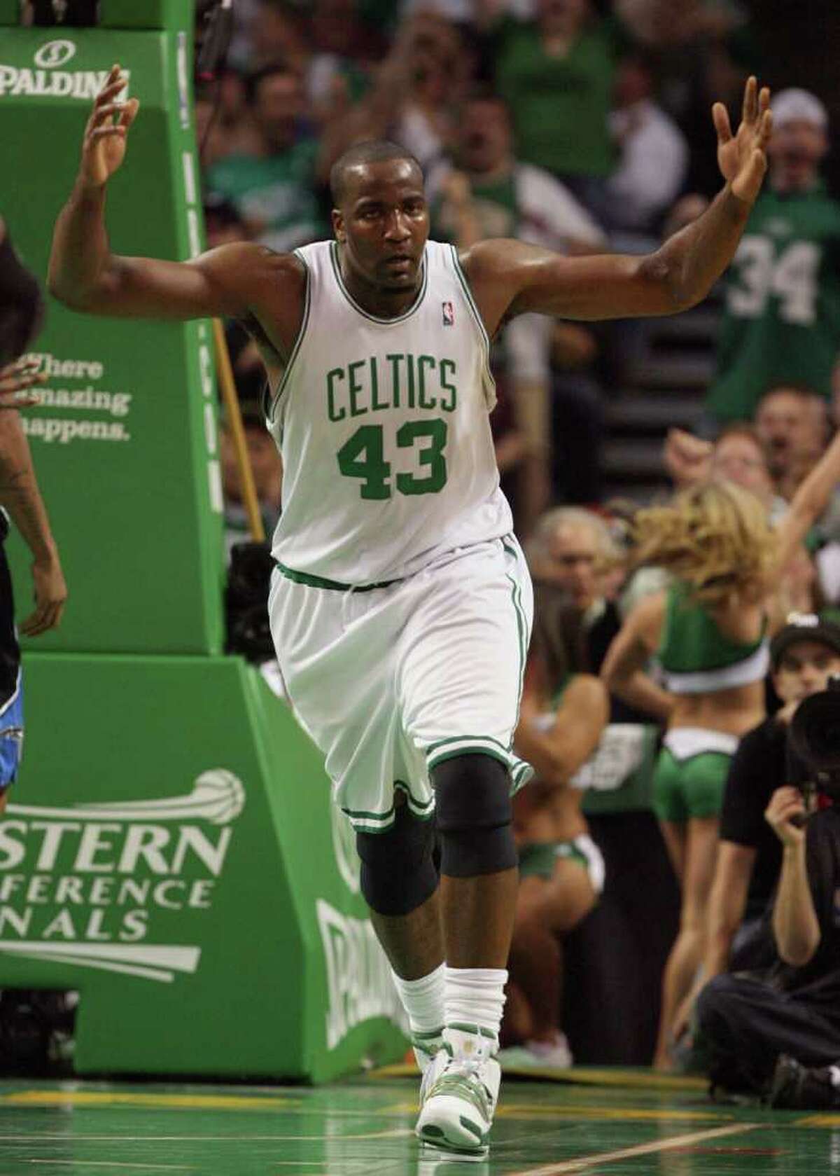 Timeline Reliving Kendrick Perkins' weekend troubles in Beaumont