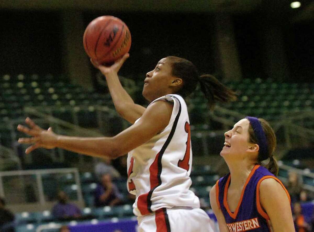 Lamar Women Win Southland Quarterfinal Against Northwestern State