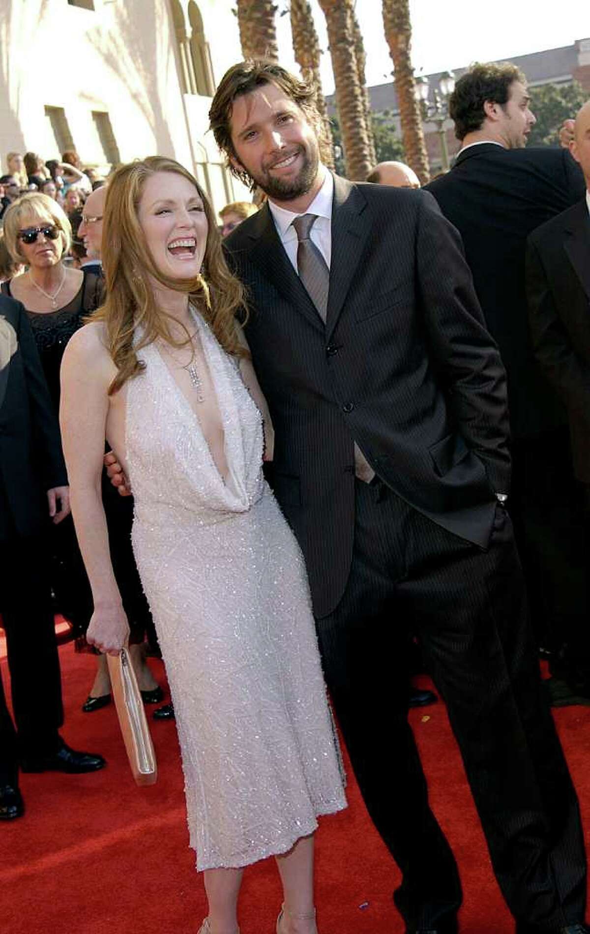 LOS ANGELES - MARCH 9: Actress and nominee Julianne Moore poses with director Bart Freundlich at the 9th Annual Screen Actors Guild Awards at the Shrine Auditorium on March 9, 2003 in Los Angeles, California.