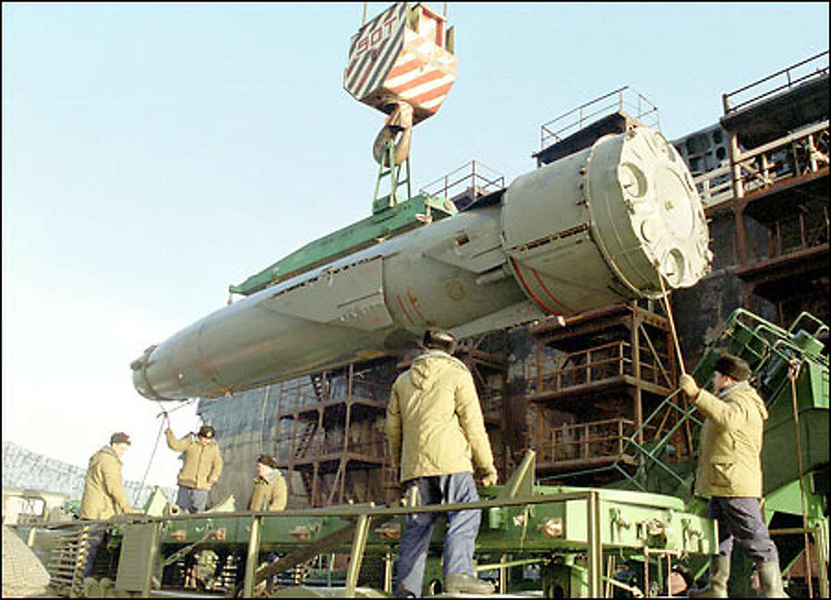 kursk submarine bodies pictures