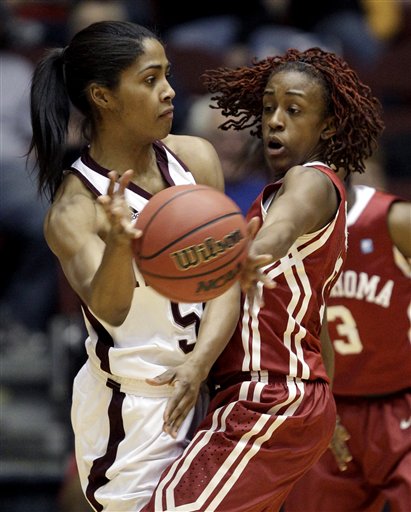 Aggies' 'Two Sydneys' shove away Sooners