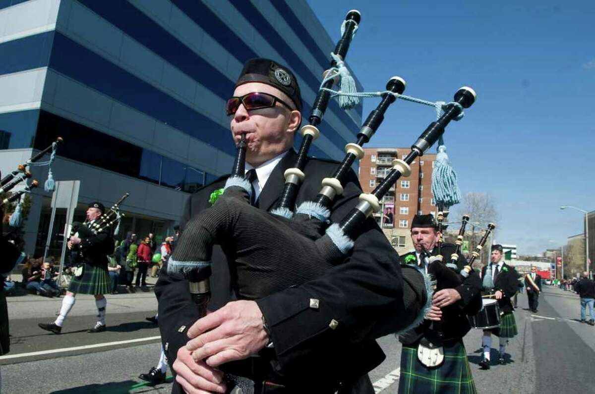 Luck o' the Irish: Sun shines on 16th annual St. Patrick's Day parade