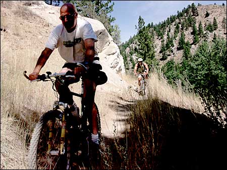 devils lake mountain biking