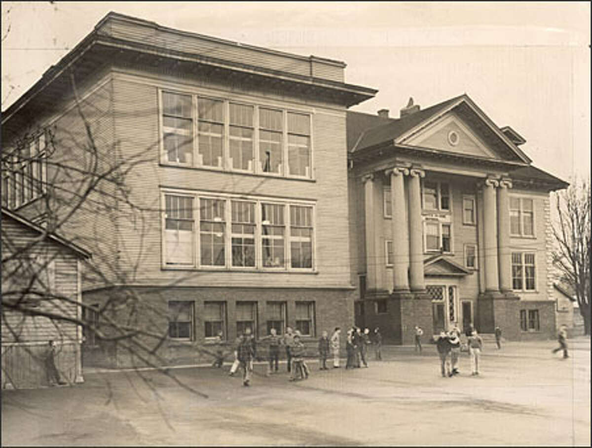 School destroyed by fire rises on Queen Anne again