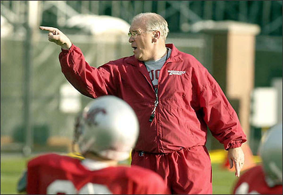 After 14 seasons at Washington State, Mike Price pointed the way to Tuscaloosa, Ala., before the Rose Bowl, succeeding Dennis Franchione as Crimson Tide football coach.
