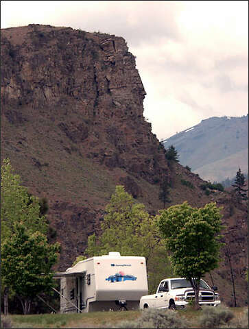 Short Trips Waterside Camping On The Dry Side Of The State