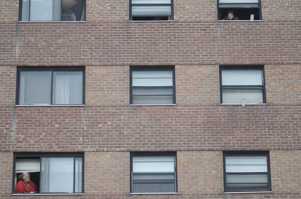 Fire at Albany housing project quickly subdued