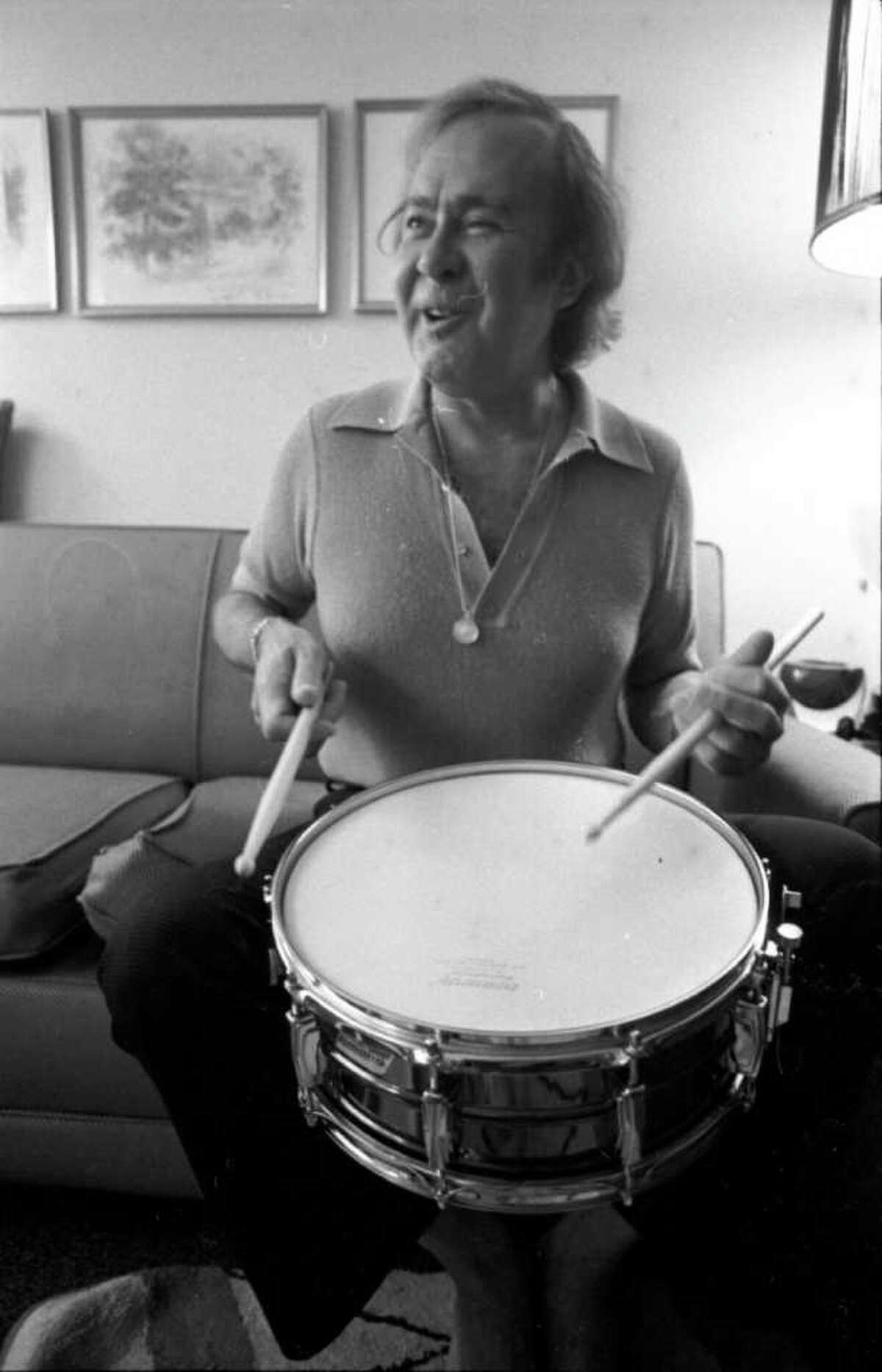 Jazz drummer Morello, 82