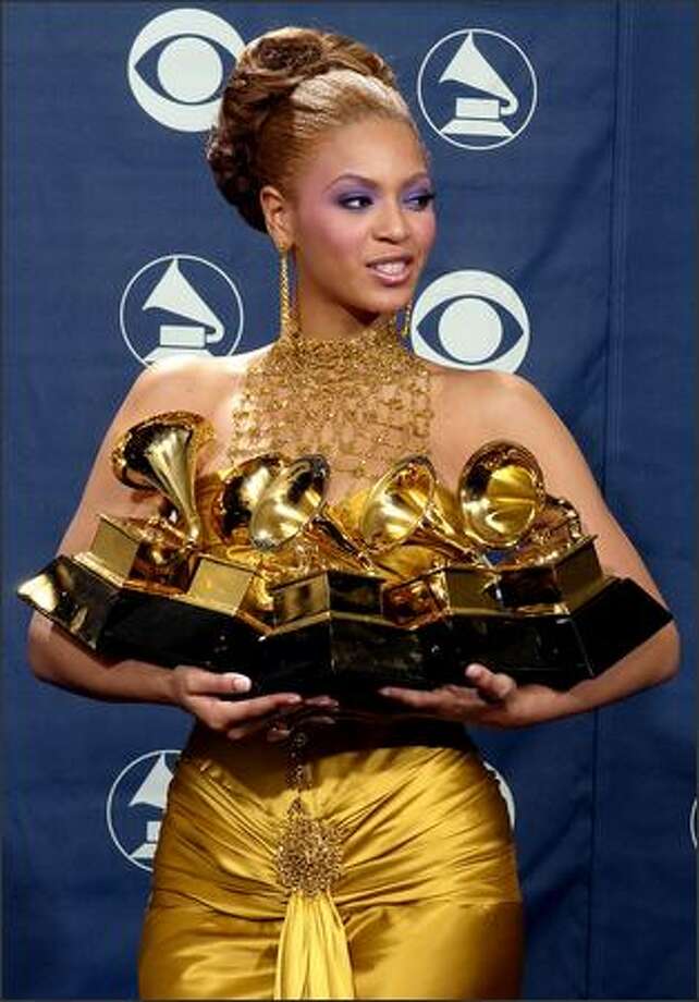 Outkast Wins Top Grammy Beyonce Takes Five At Tame Ceremony 