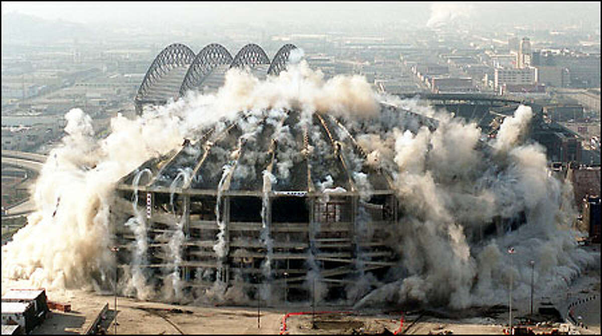 Kingdome implosion, 2000: The Kingdome opened March 27, 1976 and immediately became the Northwest's premier sports venue. More than 58,000 fans watched the Seattle Sounders and New York Cosmos play in the arena's first pro game April 9, 1976, wheen soccer legend Pele scored two goals in the Cosmos' 3-1 victory. In October, 1986, Steve Largent of the Seattle Seahawks broke a National Football League record with a reception that gave him at least one catch in 128 consecutive games. The Kingdome became dust March 26, 2000. Two new stadiums continue the story of professional sports in Seattle.