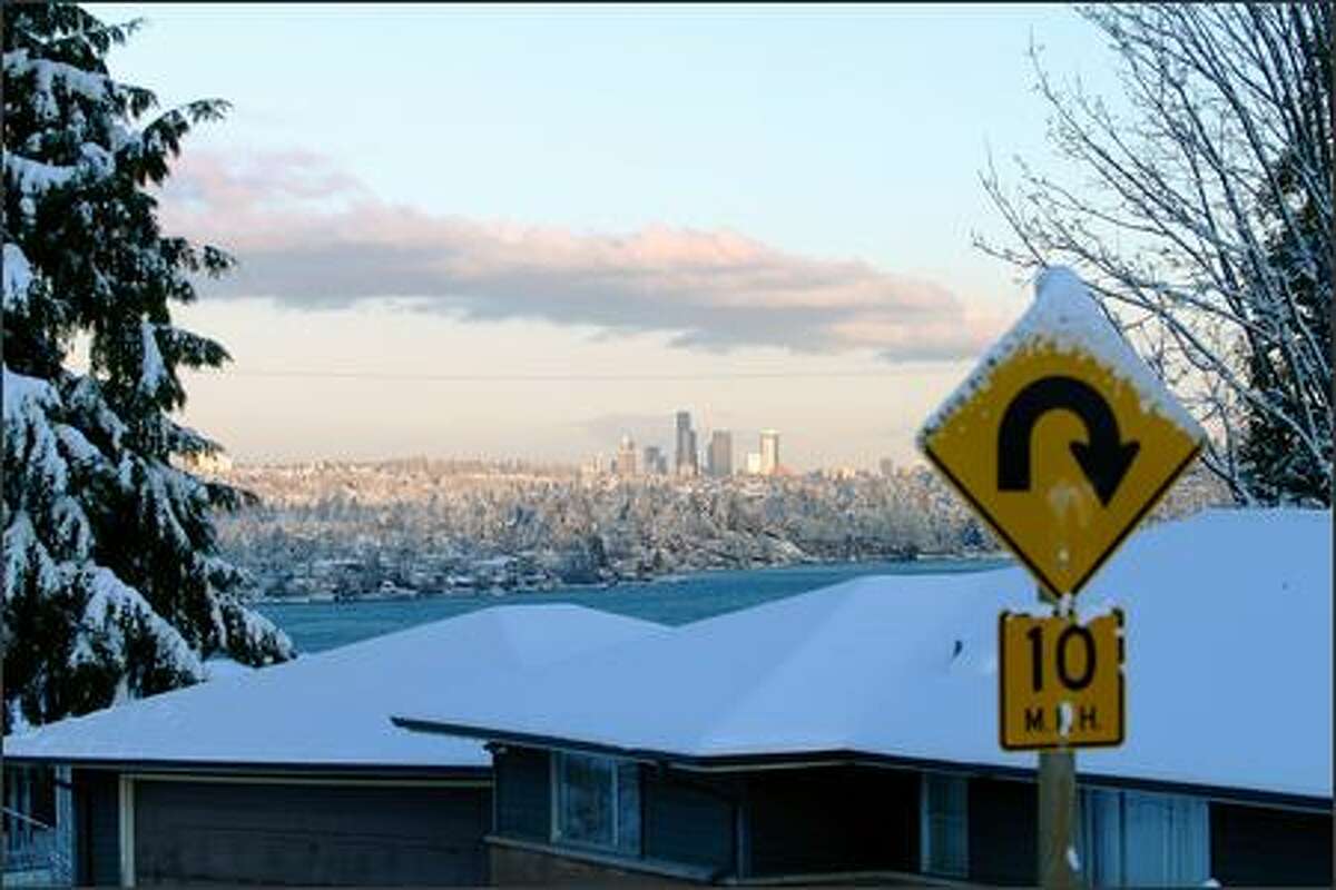Lakeridge (1/11/07 morning). Photo of the Olympic mountains and downtown Seattle shot from (steep) Cornell Avenue South.(Joseph Songco)