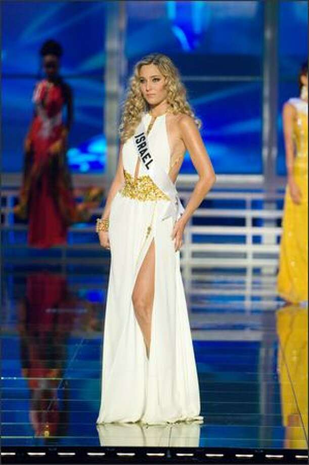 Miss Universe 2007 presentation gowns II - seattlepi.com