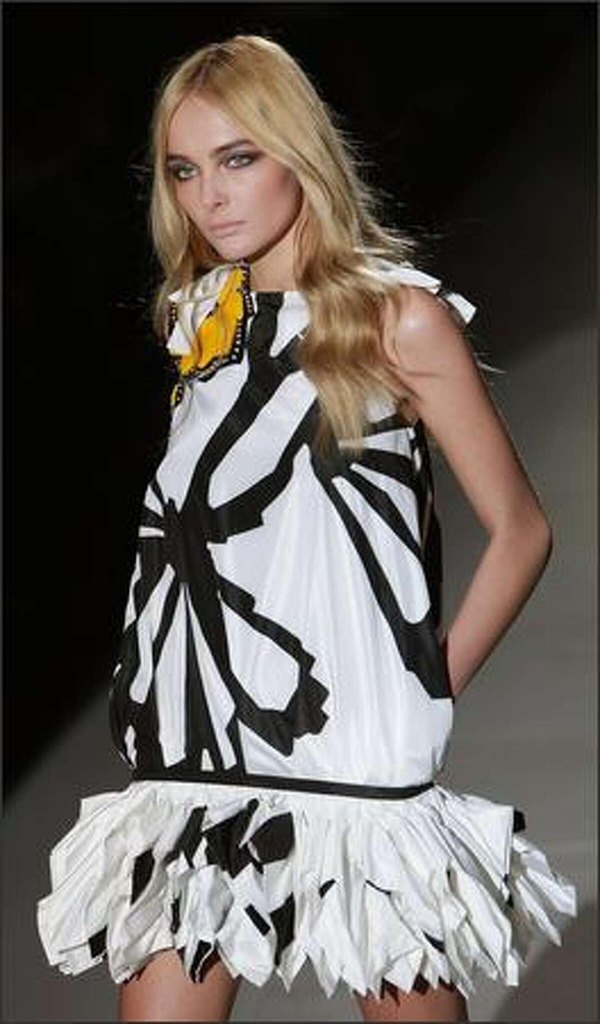 A model presents a creation by Italian designer Frida Giannini for Gucci during the Spring/Summer 2008 collections of the Milan ready-to-wear fashion shows.