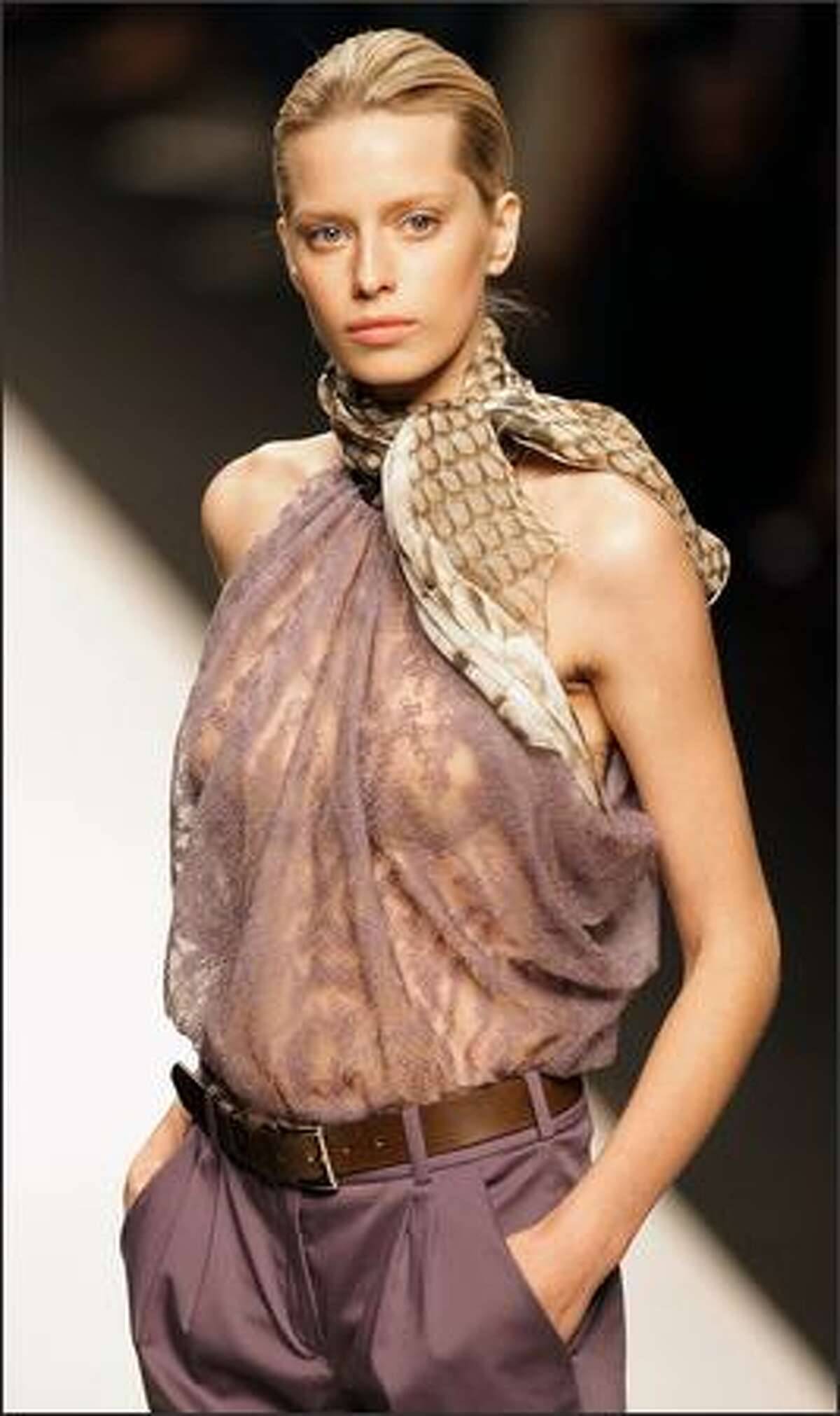 A model presents a creation by Italian fashion house La Perla during the spring/summer 2008 collections of the Milan ready-to-wear fashion shows.